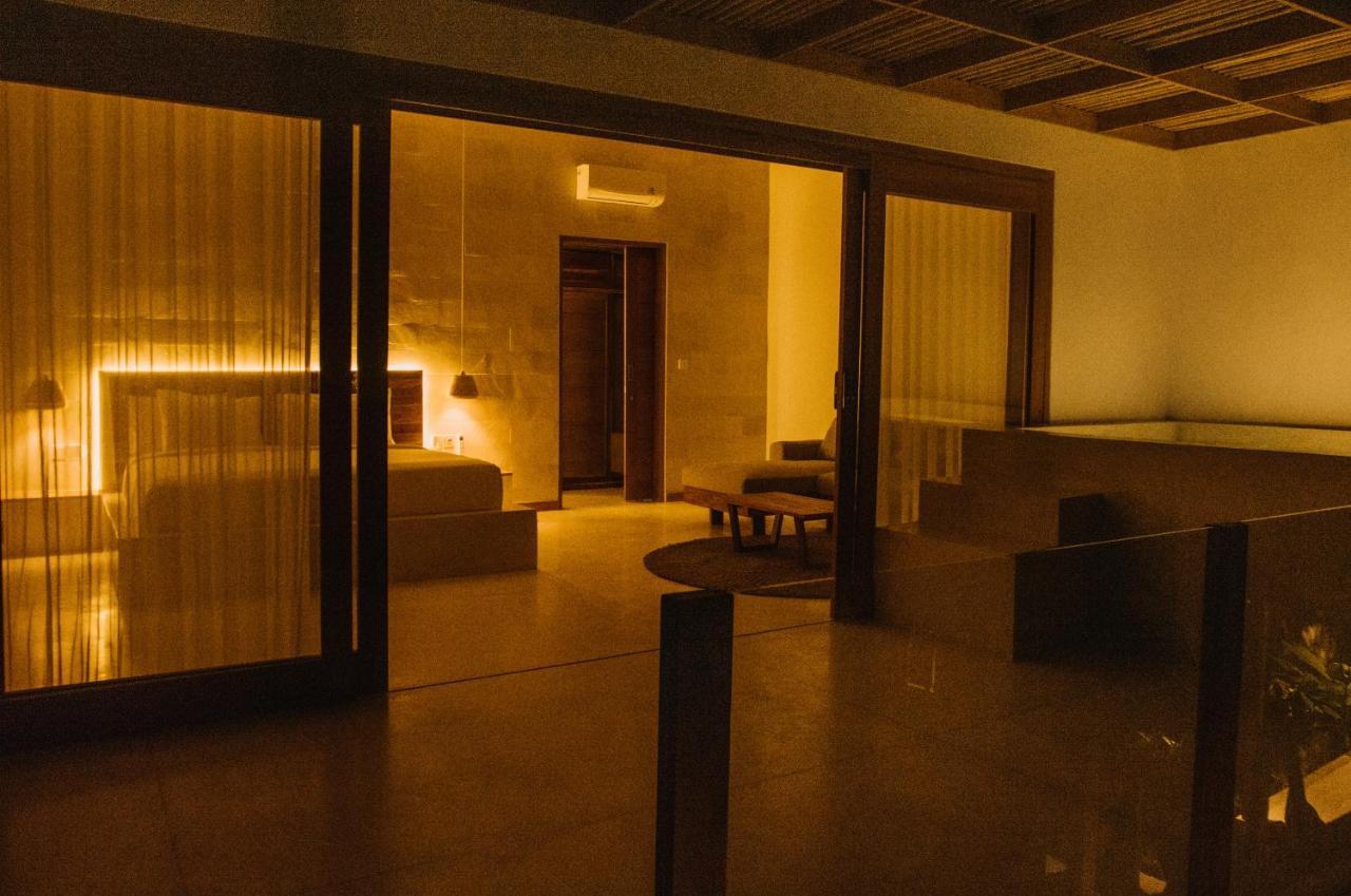 Neano Escape 5*